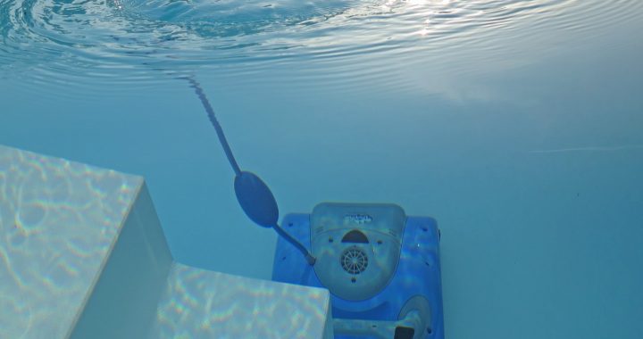 Qu’est-ce qu’un robot de piscine hydraulique et comment le choisir ?