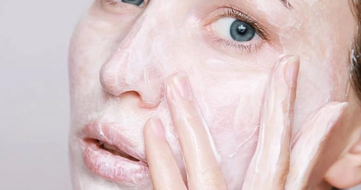 Masques DIY: 6 recettes naturelles pour votre peau