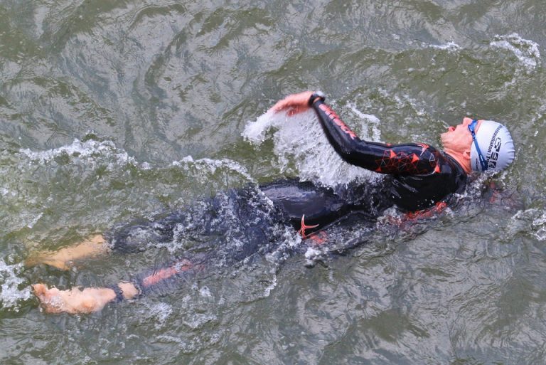 astuces pour réussir son premier triathlon