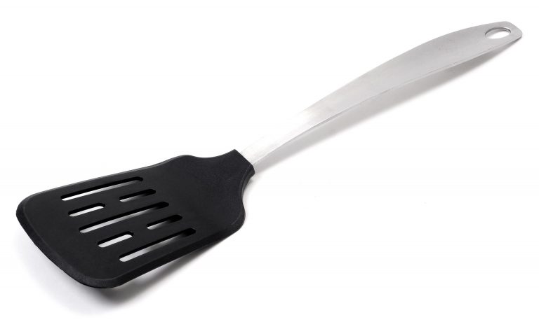 spatule choisir pour la cuisson à la plancha