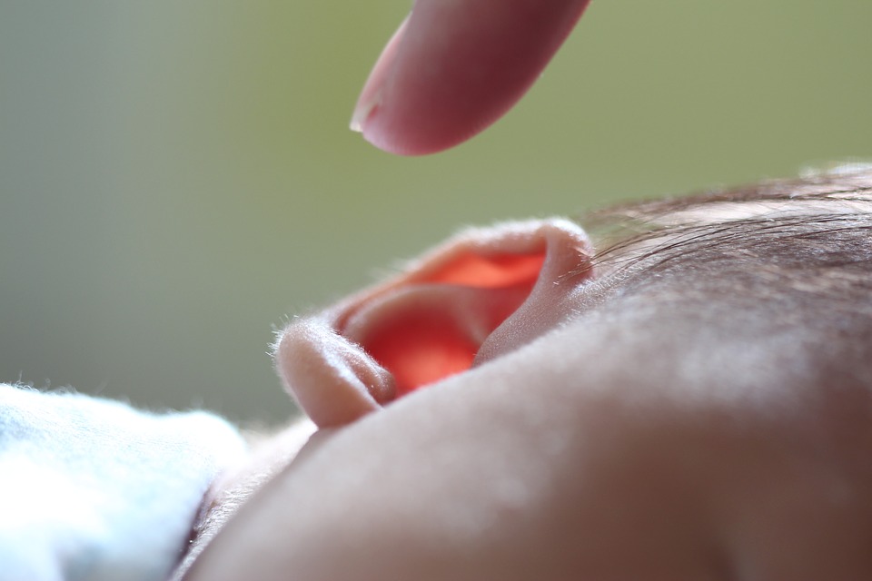 L’otite, une source des troubles auditifs chez l’enfant