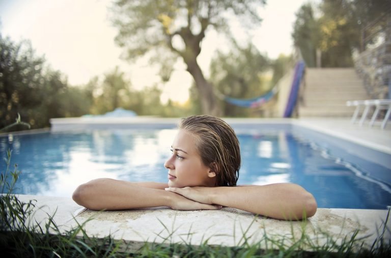 service de piscine professionnel