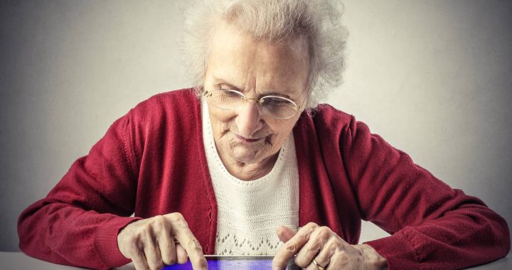 Guide d’achat et conseils pour choisir une tablette pour une personne âgée