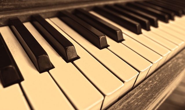 En combien de temps peut-on maîtriser le piano ?